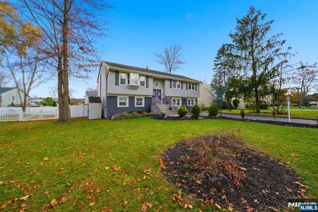 330 Congers Avenue, Northvale, NJ 07647