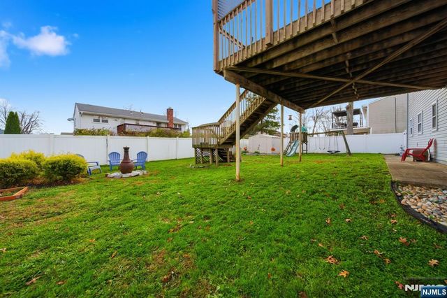 330 Congers Avenue, Northvale, NJ 07647