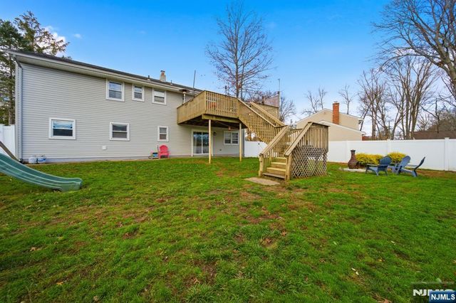 330 Congers Avenue, Northvale, NJ 07647