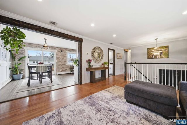 330 Congers Avenue, Northvale, NJ 07647