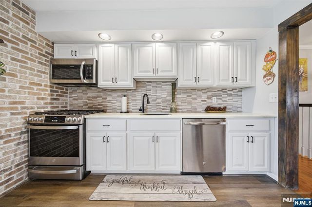 330 Congers Avenue, Northvale, NJ 07647