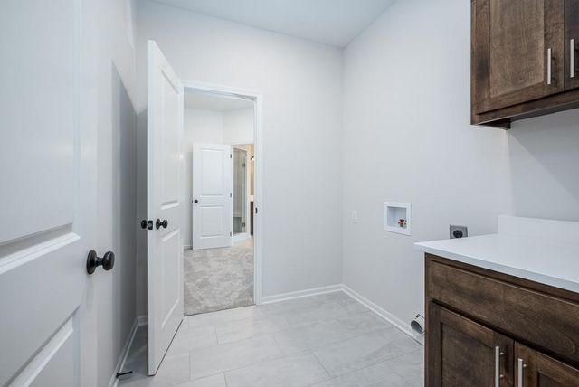 1528 N 157th Lane, Basehor, KS 66007