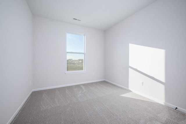 1528 N 157th Lane, Basehor, KS 66007