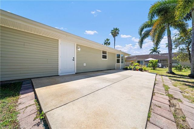 2335 50th TER SW, Naples, FL 34116