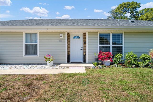 2335 50th TER SW, Naples, FL 34116