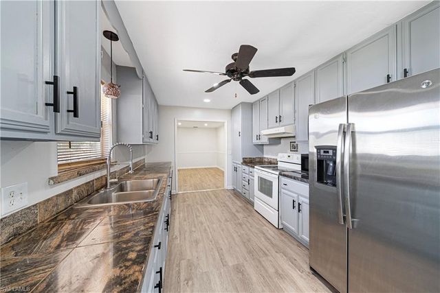 2335 50th TER SW, Naples, FL 34116