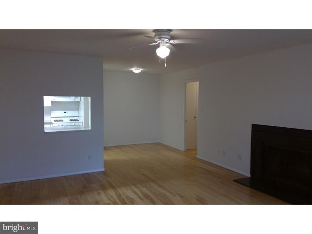 379 OLD FORGE XING, Devon, PA 19333