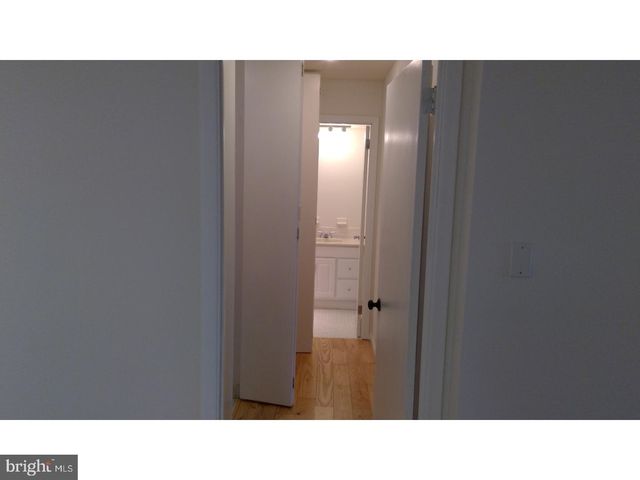 379 OLD FORGE XING, Devon, PA 19333