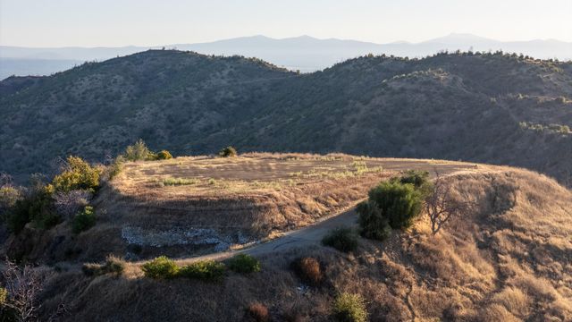 15871 Lower Springs Road, Redding, CA 96001