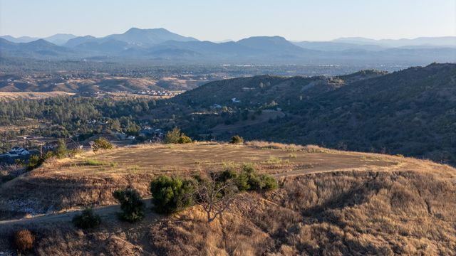 15871 Lower Springs Road, Redding, CA 96001