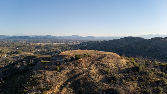 15871 Lower Springs Road, Redding, CA 96001