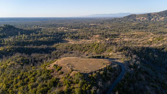 15871 Lower Springs Road, Redding, CA 96001