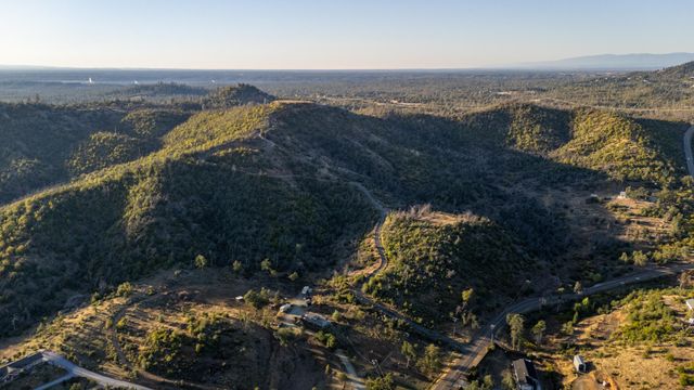 15871 Lower Springs Road, Redding, CA 96001