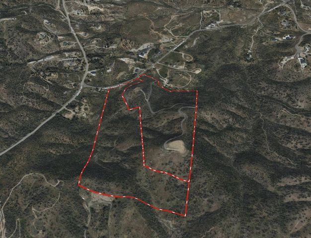 15871 Lower Springs Road, Redding, CA 96001