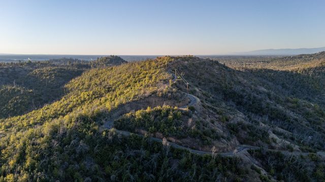 15871 Lower Springs Road, Redding, CA 96001