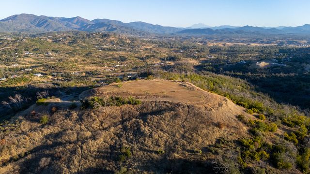 15871 Lower Springs Road, Redding, CA 96001