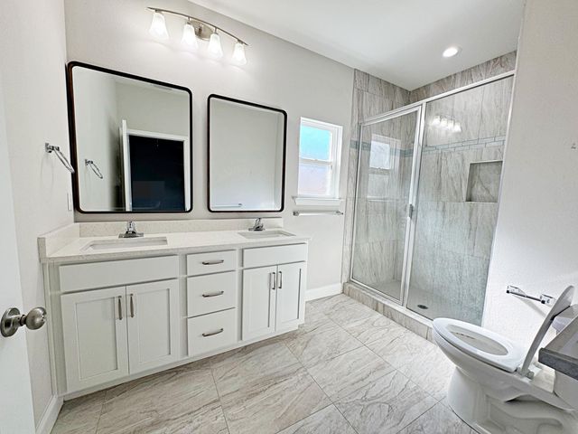 420 Little John Road, Mary Esther, FL 32569