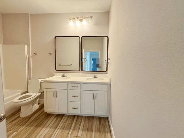 420 Little John Road, Mary Esther, FL 32569
