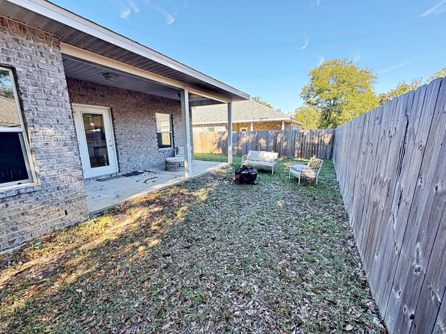 420 Little John Road, Mary Esther, FL 32569
