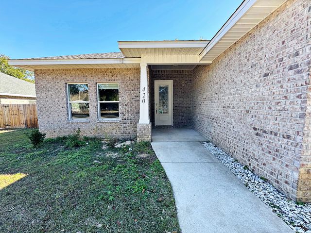 420 Little John Road, Mary Esther, FL 32569