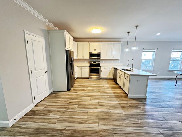 420 Little John Road, Mary Esther, FL 32569