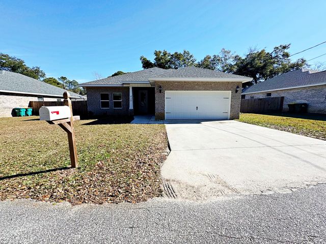 420 Little John Road, Mary Esther, FL 32569