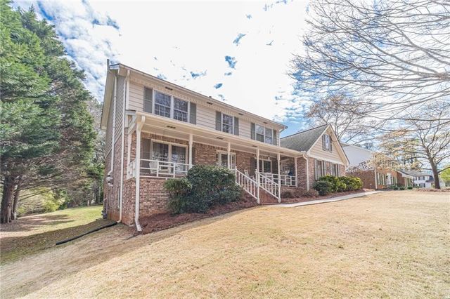 4424 Windsong Court SW, Lilburn, GA 30047