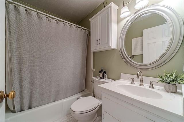 4424 Windsong Court SW, Lilburn, GA 30047
