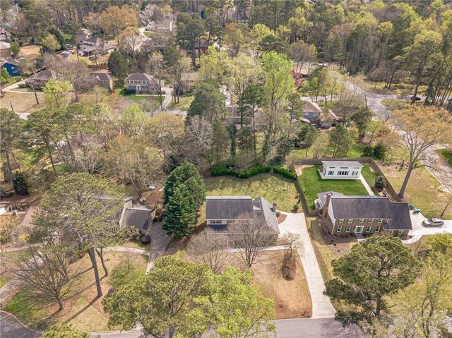 4424 Windsong Court SW, Lilburn, GA 30047