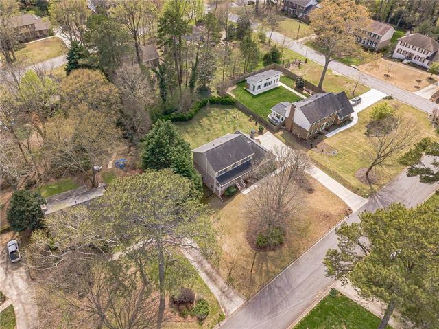 4424 Windsong Court SW, Lilburn, GA 30047