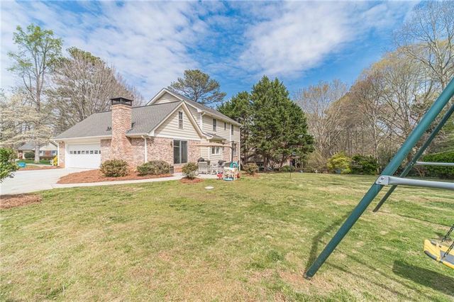4424 Windsong Court SW, Lilburn, GA 30047