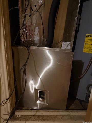 7226 LANSBURY DR, San Antonio, TX 78250