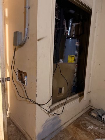 7226 LANSBURY DR, San Antonio, TX 78250