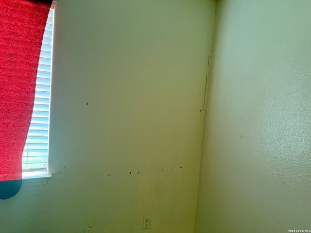 7226 LANSBURY DR, San Antonio, TX 78250