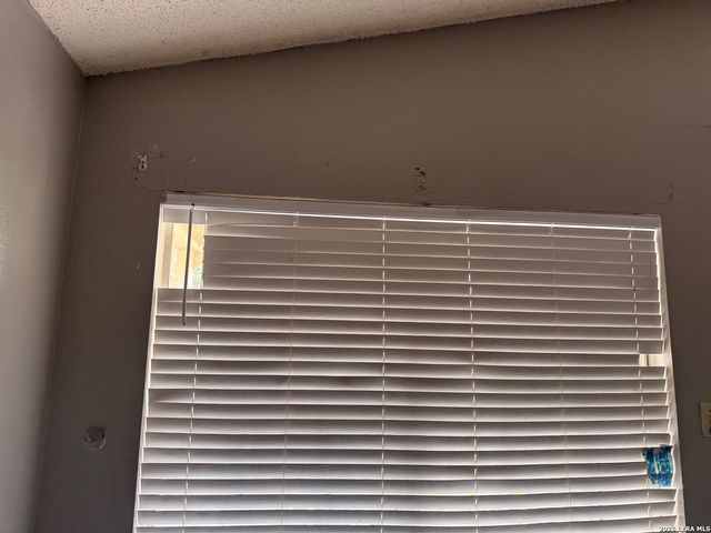 7226 LANSBURY DR, San Antonio, TX 78250