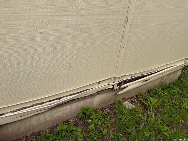 7226 LANSBURY DR, San Antonio, TX 78250