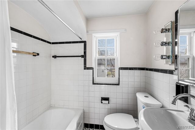 4273 Union Road, Cheektowaga, NY 14225