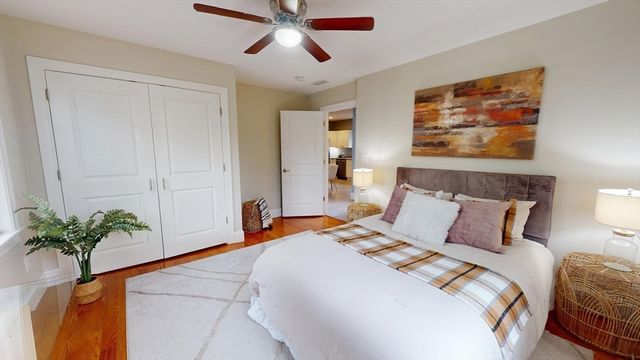 50 Oakland St 2, Medford, MA 02155