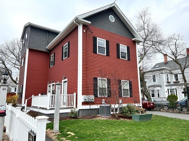 50 Oakland St 2, Medford, MA 02155