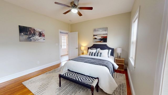 50 Oakland St 2, Medford, MA 02155