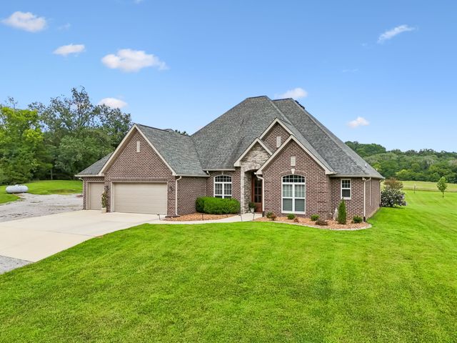 50 Bill Edde Rd, Belvidere, TN 37306