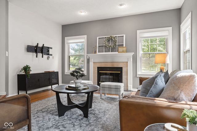 3038 Sunmeadow Court, Indianapolis, IN 46228