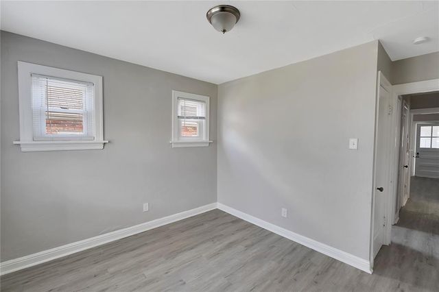 4556 Carter Ave, St Louis, MO 63115