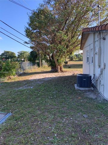 1710 NW 5th Ave 1710, Pompano Beach, FL 33060