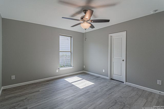 4935 Bartmer Ave, San Antonio, TX 78228