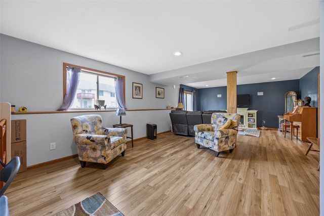 4400 Merganser Court, Marion, IA 52302