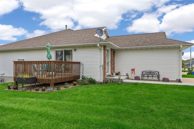 4400 Merganser Court, Marion, IA 52302