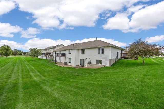 4400 Merganser Court, Marion, IA 52302