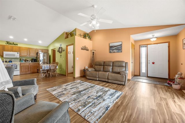 4400 Merganser Court, Marion, IA 52302