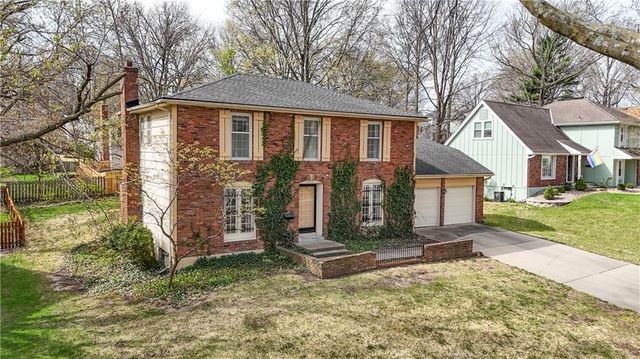 10915 W 100th Terrace, Overland Park, KS 66214